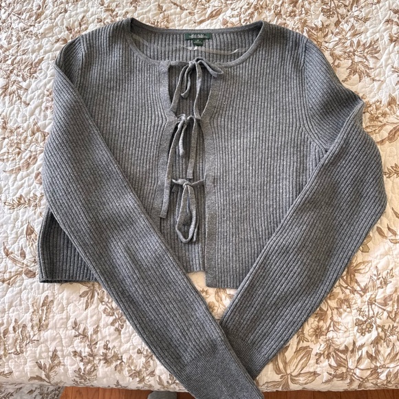 Gray Ribbed Knit Top - Picture 3 of 4